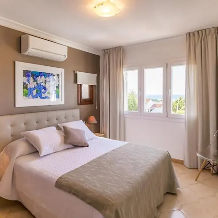 ヴィラ Colors アライオル